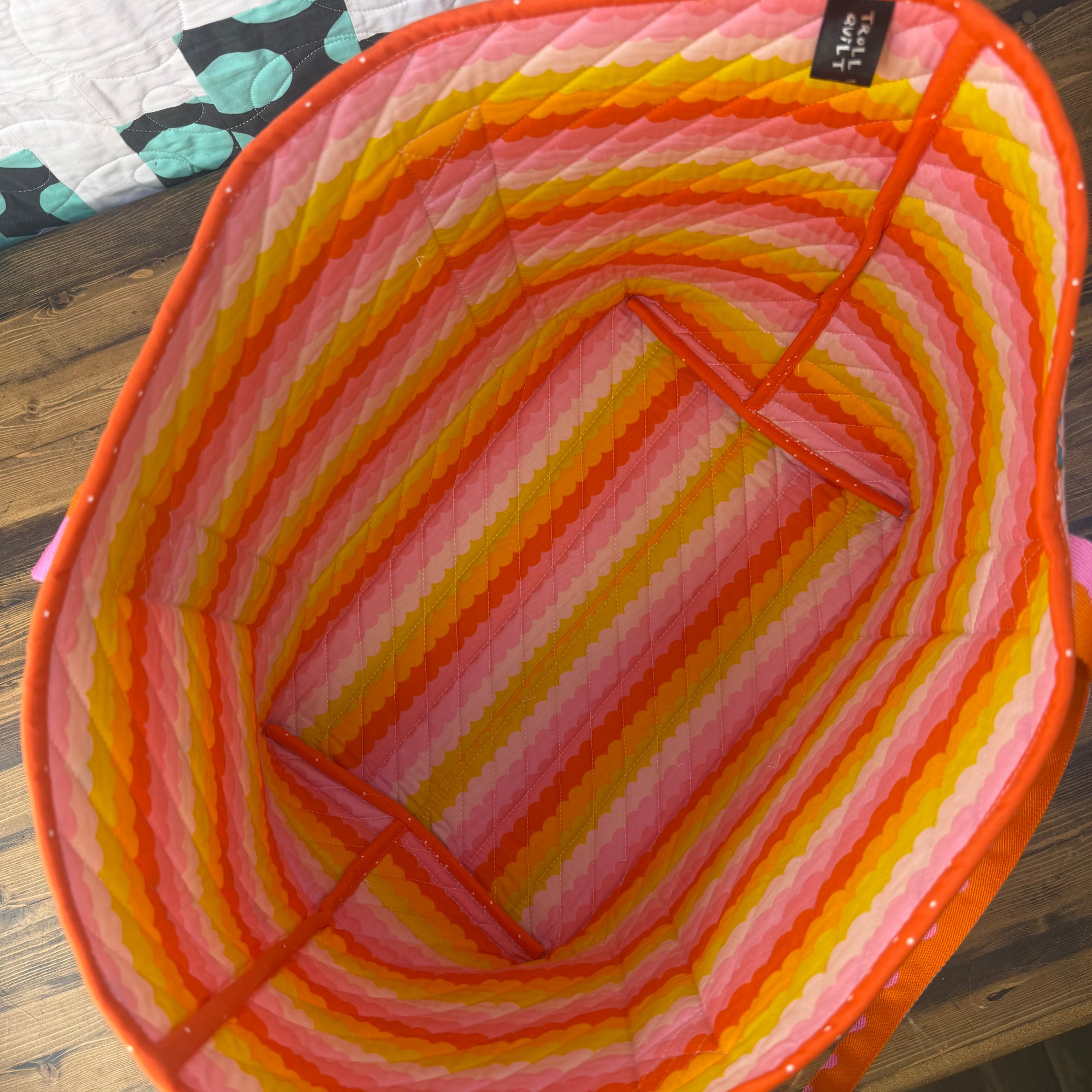 Altoona Tote Medium - Poolside Too/HydraWeave