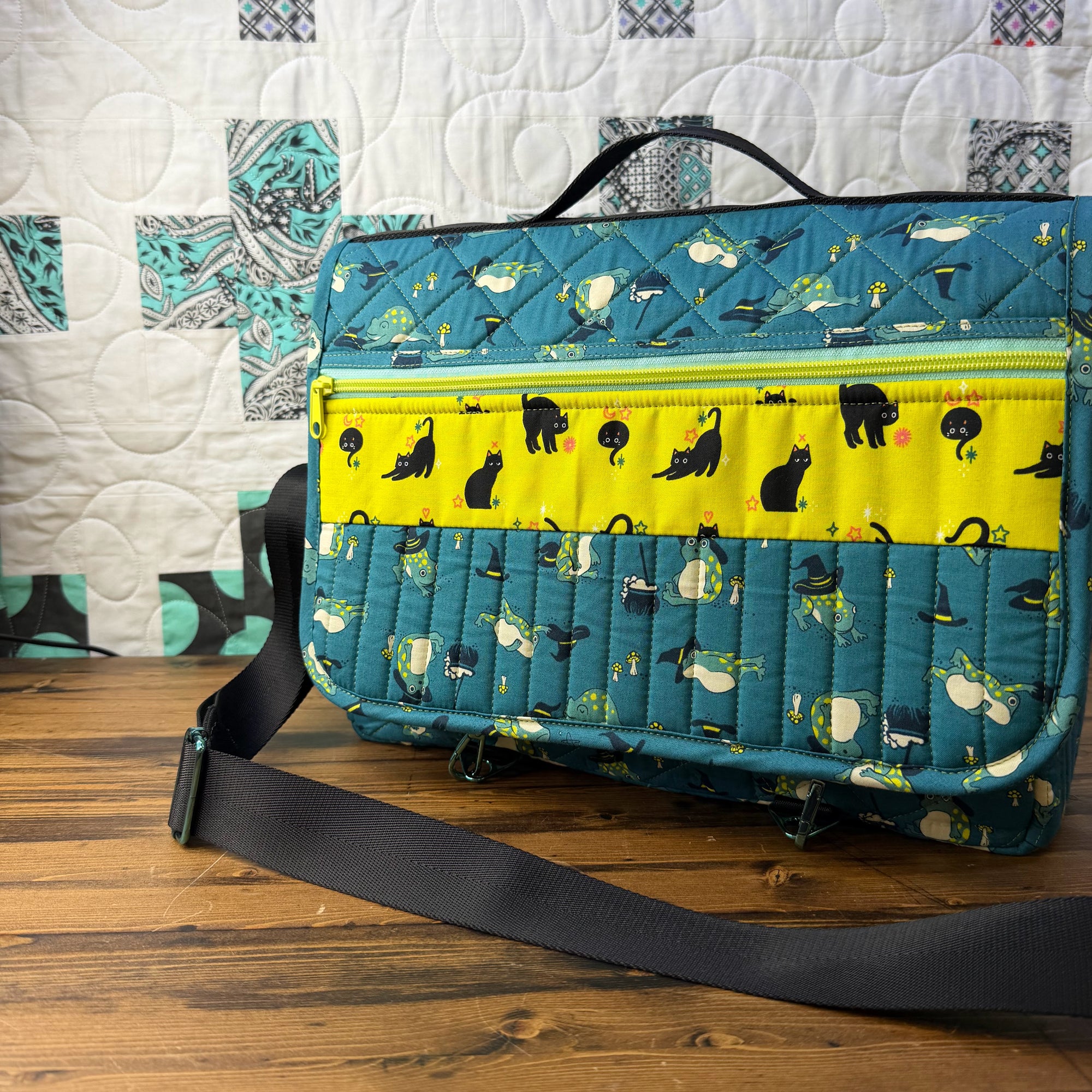 MJ's Messenger Bag - 2 day In Person Workshop with Stacie - Friday, September 18 &amp; Friday, October 2, 2026
