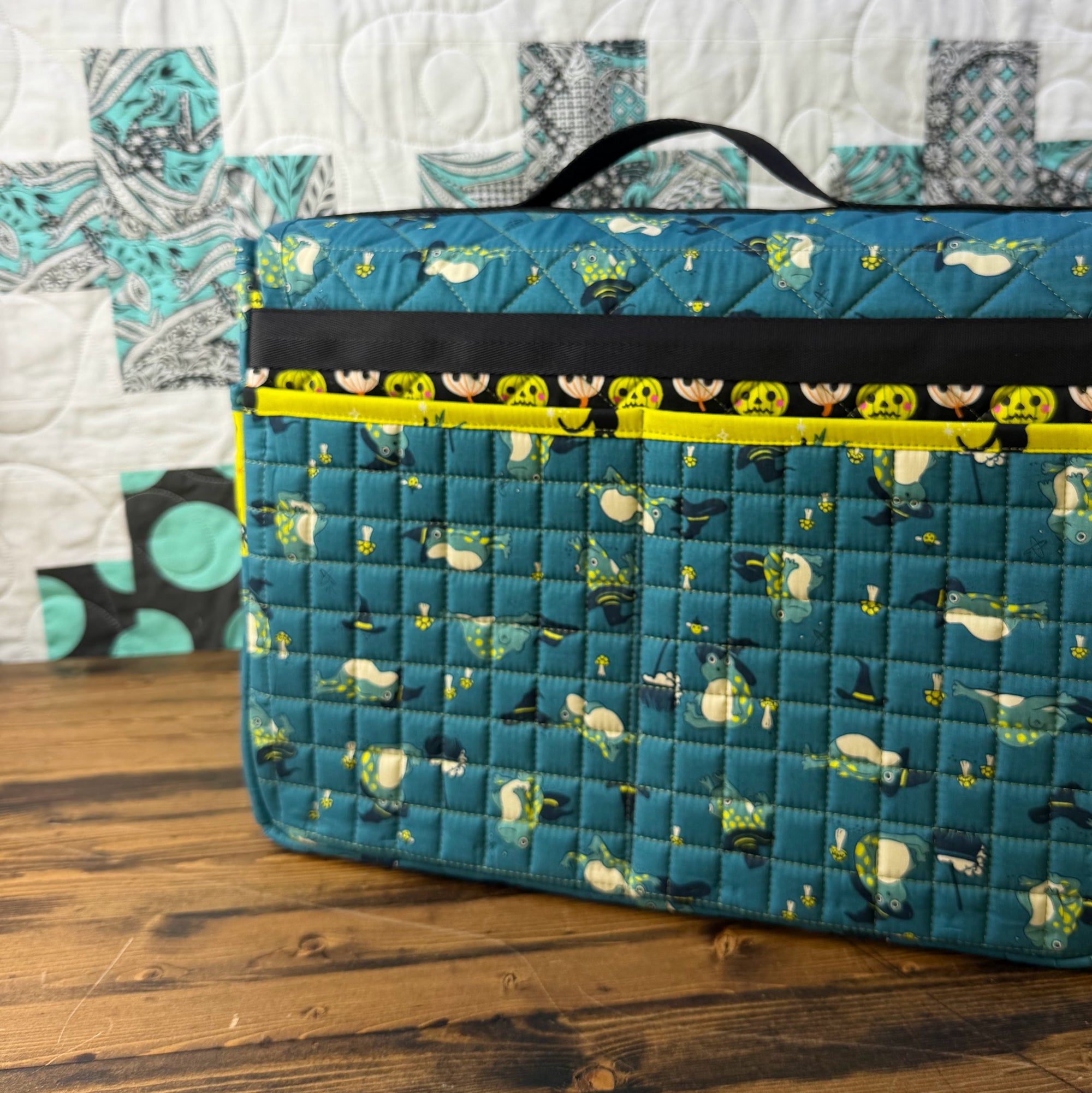 MJ's Messenger Bag - 2 day In Person Workshop with Stacie - Friday, September 18 &amp; Friday, October 2, 2026