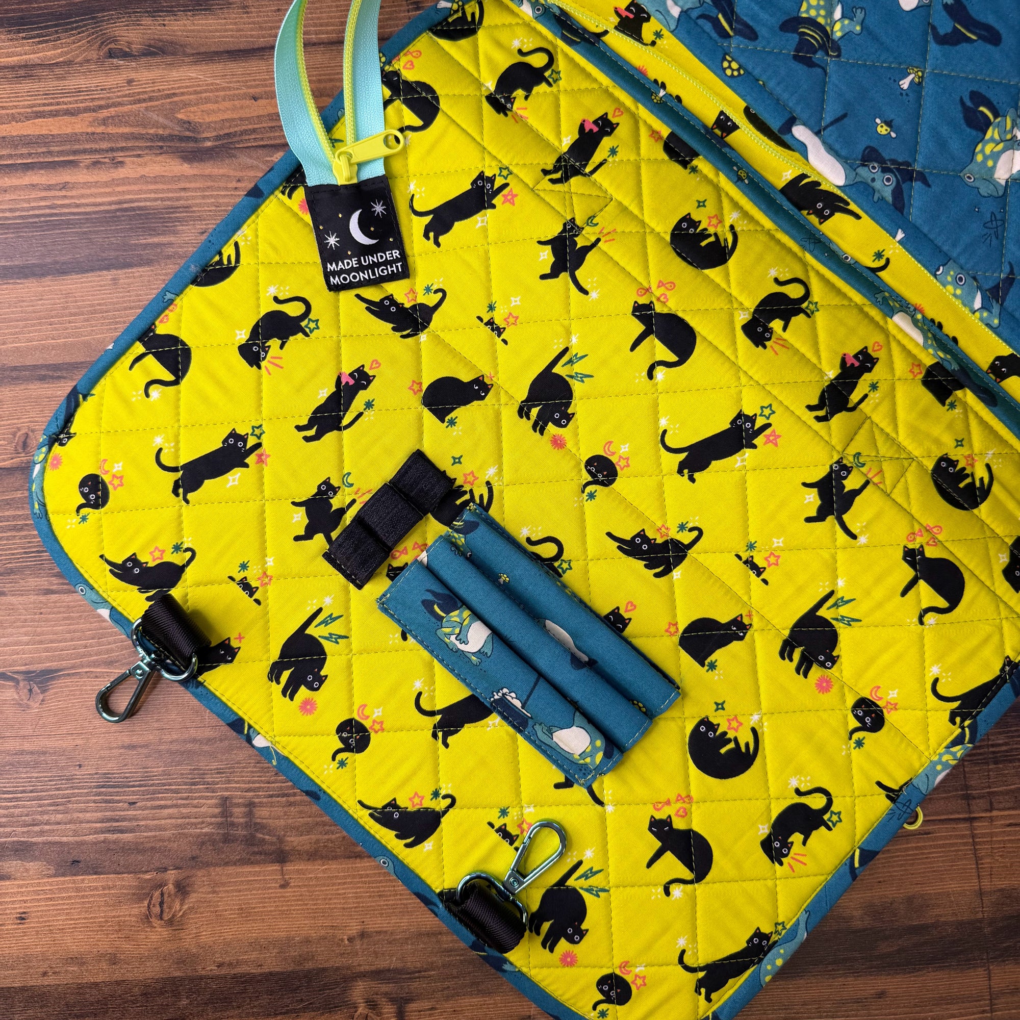 MJ's Messenger Bag - 2 day In Person Workshop with Stacie - Friday, September 18 &amp; Friday, October 2, 2026