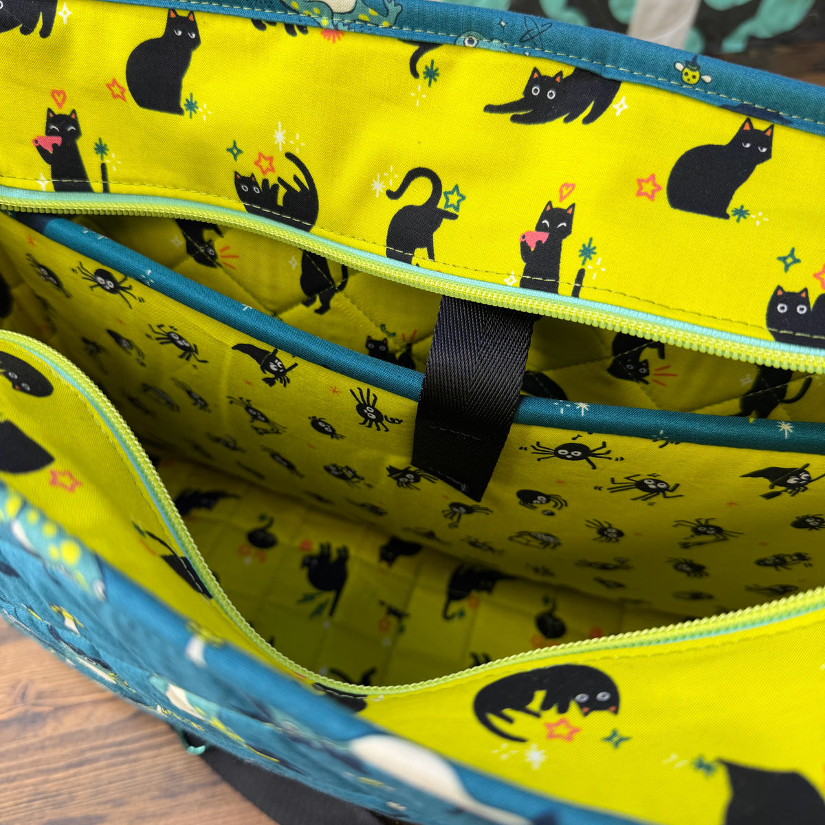 MJ's Messenger Bag - 2 day In Person Workshop with Stacie - Friday, September 18 &amp; Friday, October 2, 2026