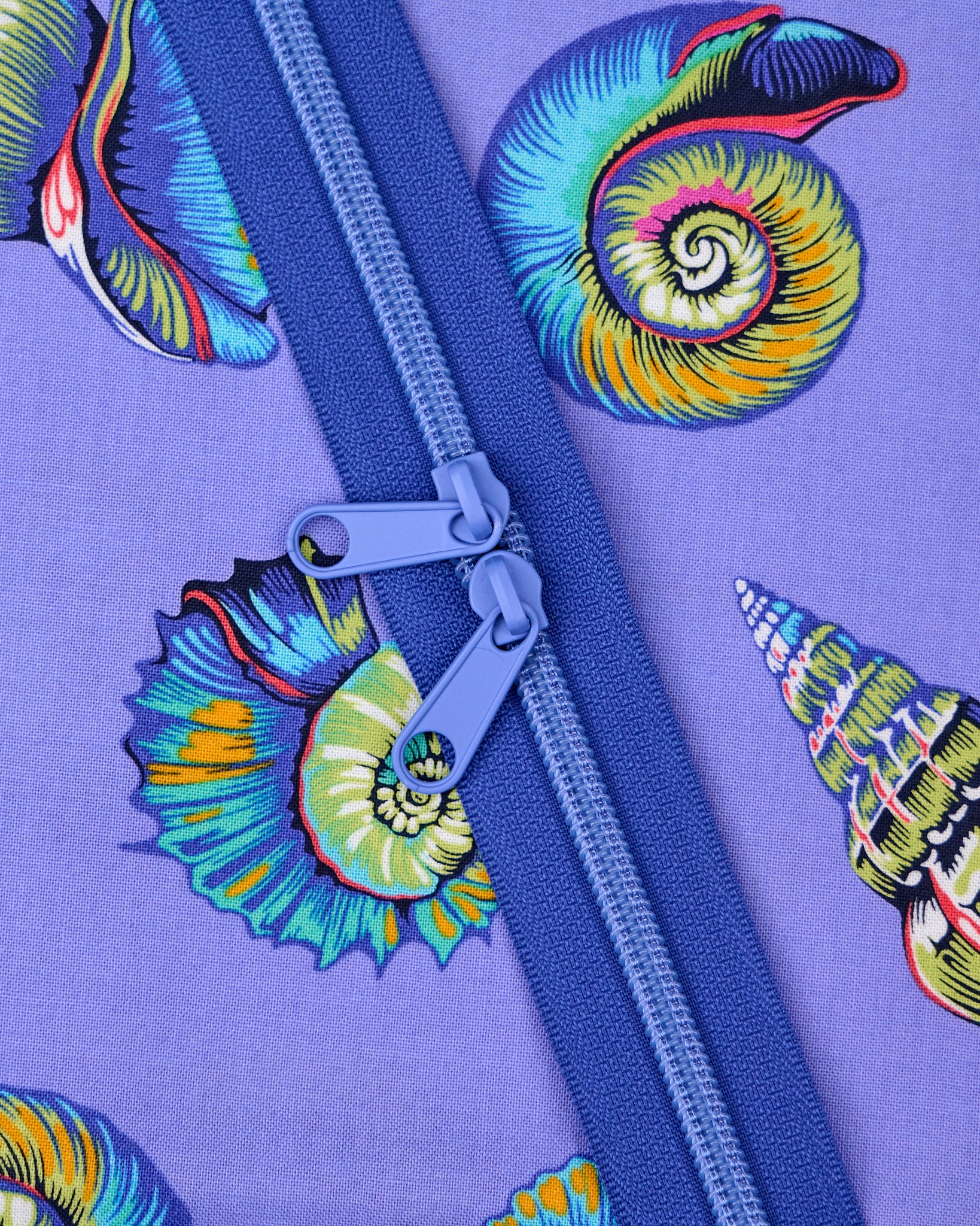 Blue Bolt - 40" Handbag Zipper - Renaissance Ribbons