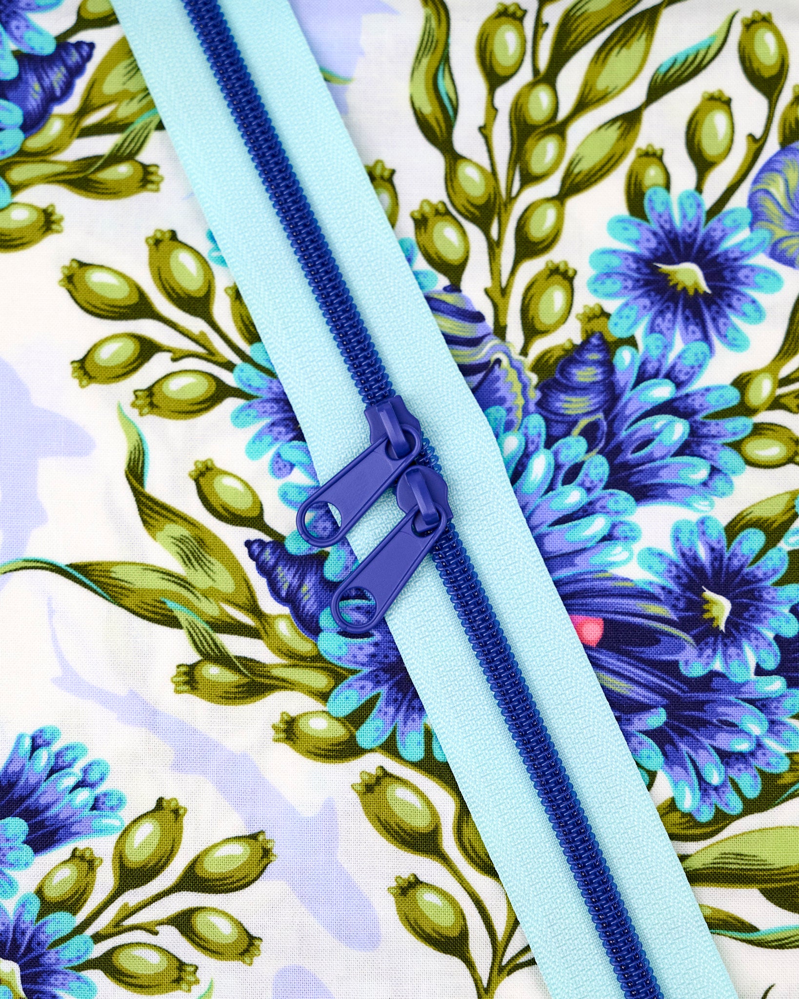 Saltwater Taffy - 40" Handbag Zipper - Renaissance Ribbons