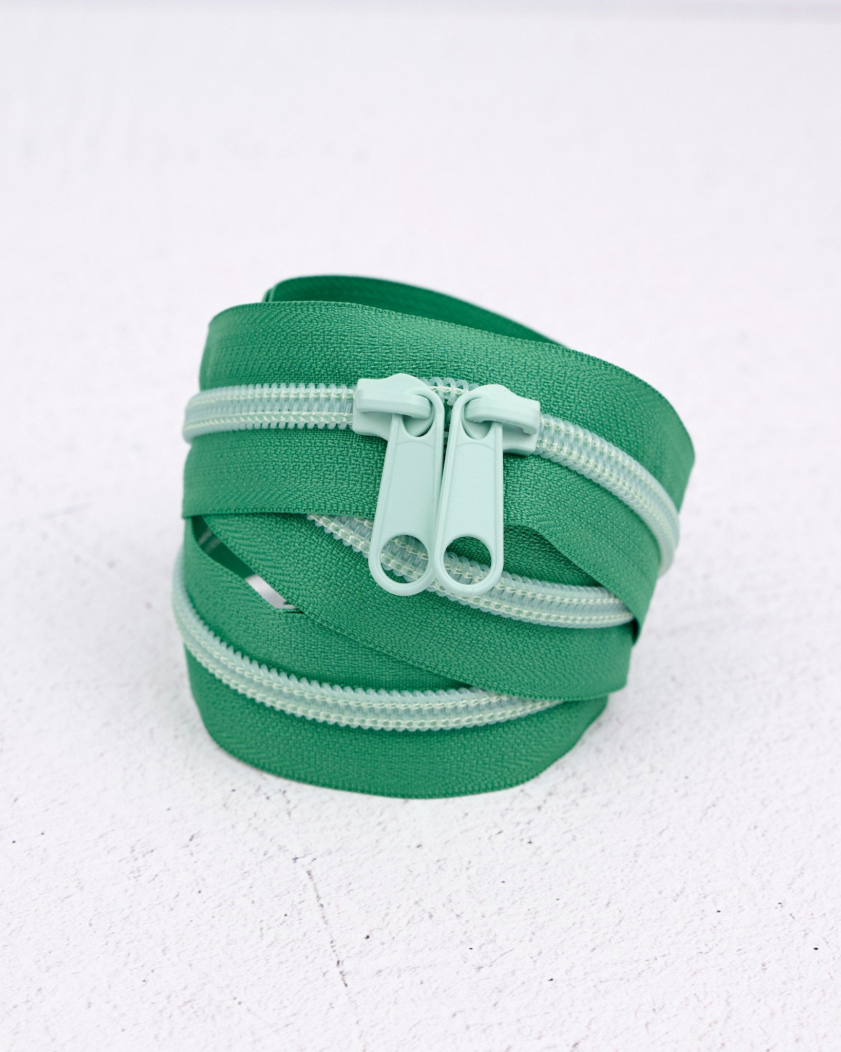 Ocean Wave - 40" Handbag Zipper - Renaissance Ribbons