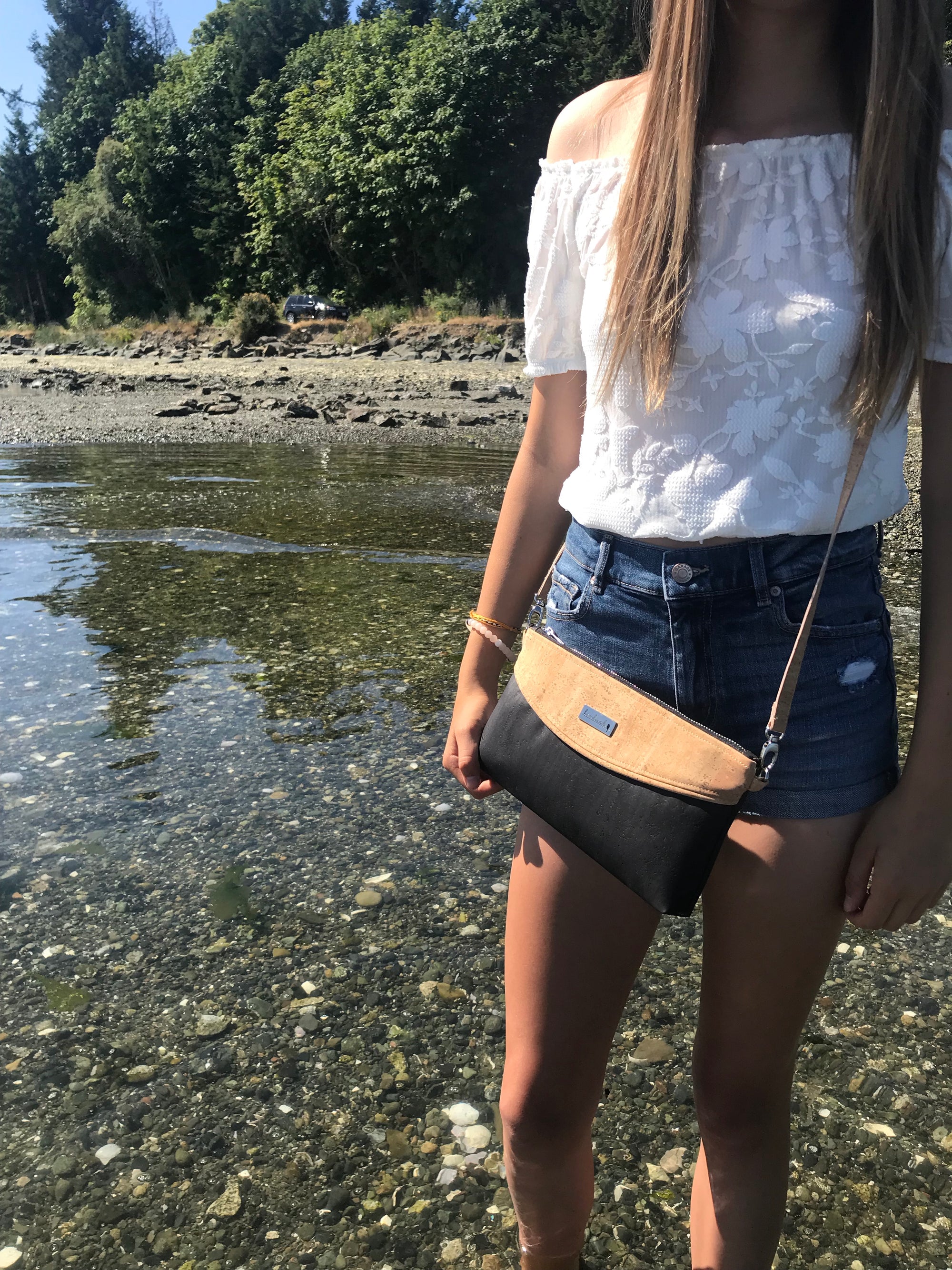Loule Purse - Black &amp; Natural